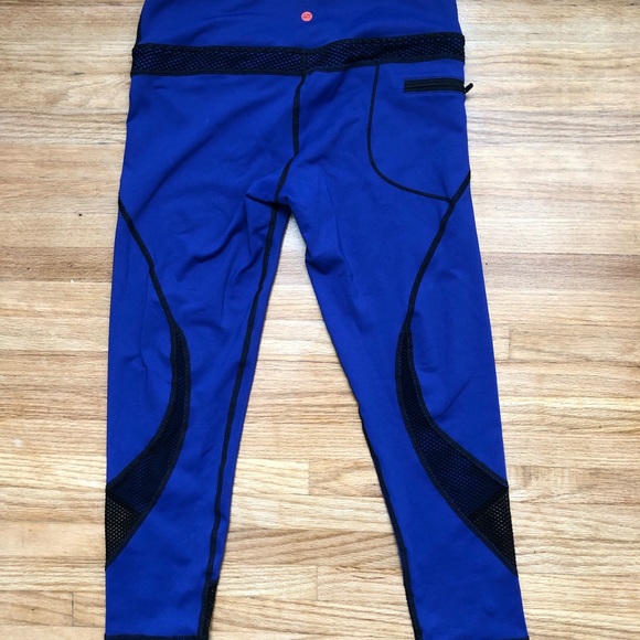 Vimmia Revolve Mesh Blue Indigo Leggings Sz Medium - Picture 3 of 4